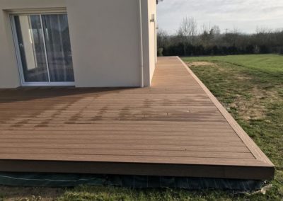Construction d'une terrasse en bois-composite à Caen (Calvados-14)
